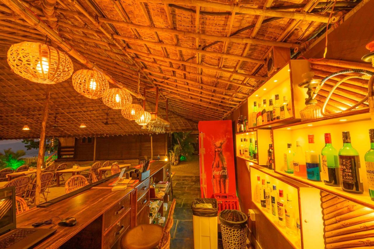 Summer Sky Beach Resort Agonda Exterior photo